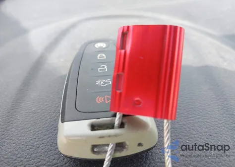 2017 Ford Escape Titanium из США, поврежденный, VIN 1FMCU0JD4HUC39683